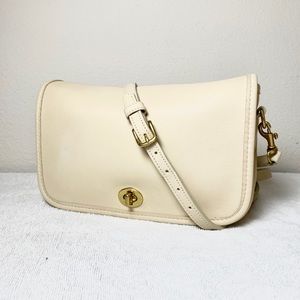 Bone Coach Pocket Purse 9975